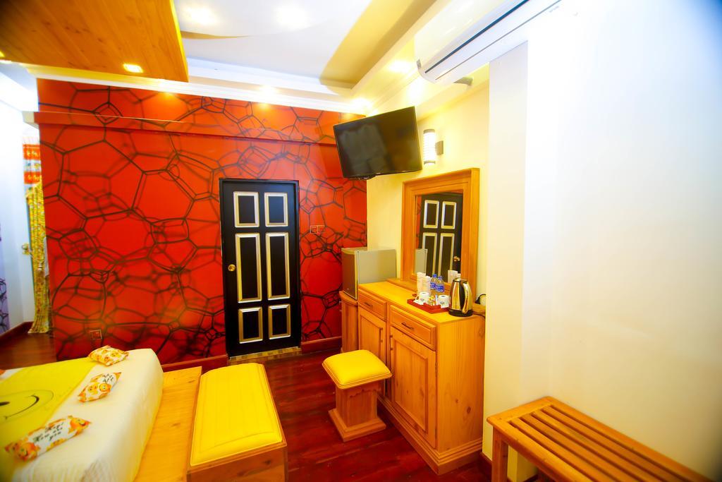 Hotel White House Anuradhapura Kültér fotó