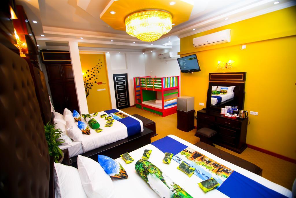 Hotel White House Anuradhapura Kültér fotó